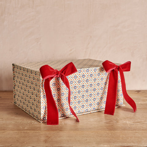 Ribboned Holiday Boxes